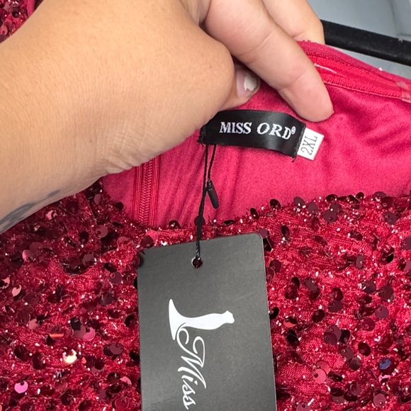 Glamorous Burgundy Sequin Asymmetrical Dress - Picture 2 of 4